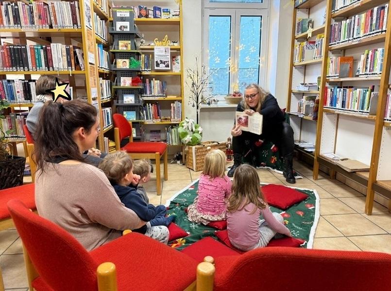 2025_Adventlesungen4Kids_Foto1_27.11.25